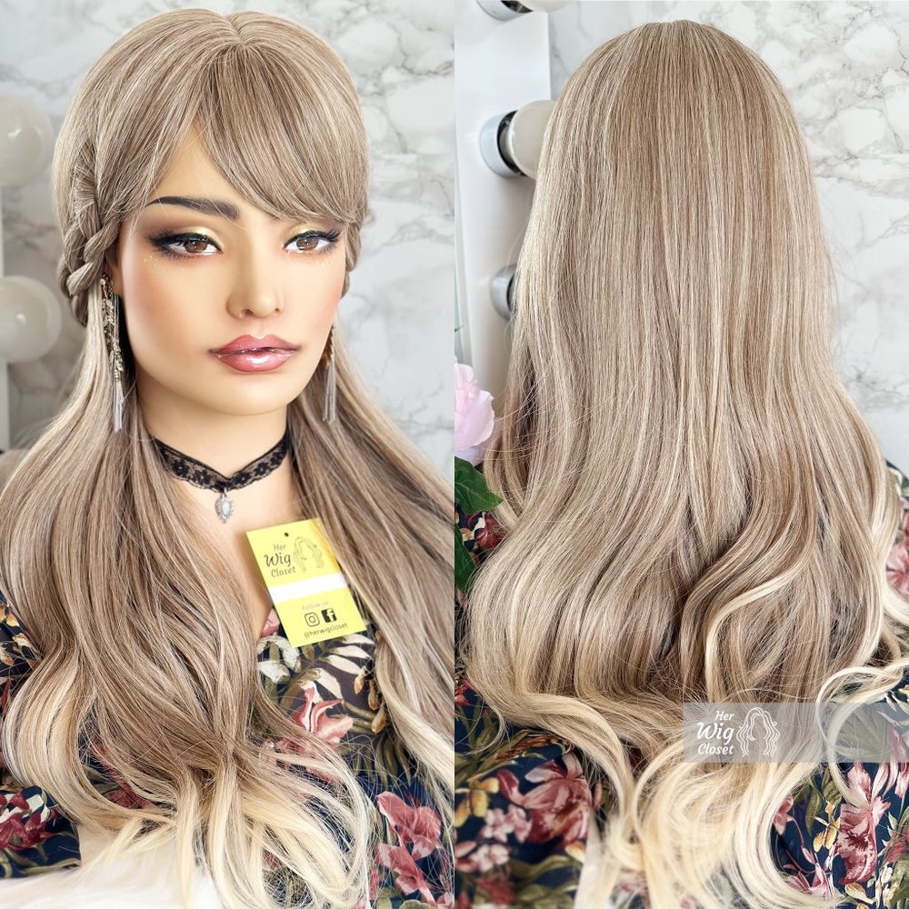Ash Blonde Wavy Wig With Bangs | April